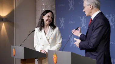 María Corina Machado se reúne con Jonas Gahr Støre en Oslo para discutir la crisis venezolana