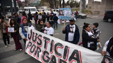 “No mató a su hermana”: madre atrapada entre crimen de su hija y acusación contra su hijo