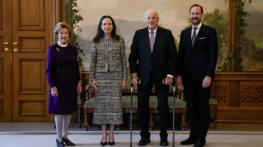 María Corina Machado ante el rey Harald V: por qué esta foto pesa más que un discurso
