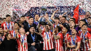 Estudiantes les ganó a todos: el Pincha superó a Racing y es el campeón del Torneo Clausura