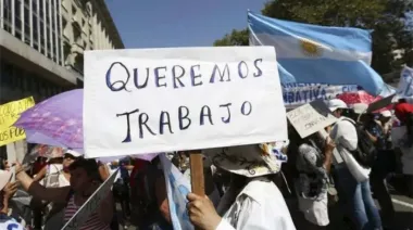 La desocupación bajó al 6,6%, pero subió la informalidad