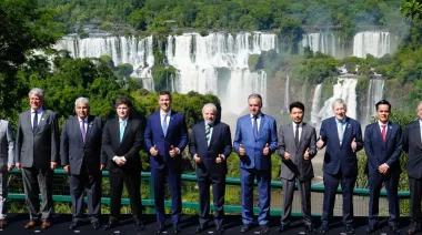 La foto del Mercosur: cómo el gesto de Javier Milei construye su identidad política