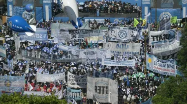 Fuerte rechazo a los cambios laboral y previsional que impulsa el Gobierno