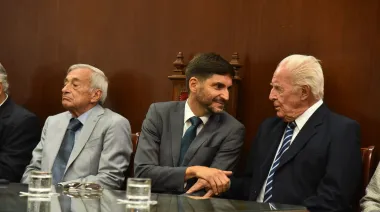 Pullaro y la Corte de Santa Fe: el pacto del asado que puso fin a la guerra