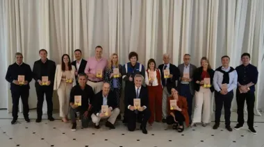 Detalles del polémico libro que Milei le regaló a su gabinete: quién es Walter Block