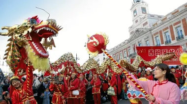 Calendario doble en China: qué tiene el Año Nuevo lunar que el 31 no logra
