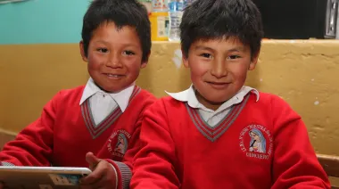 Recorte brutal en Beca 18 en Perú: qué pasó con los 95.000 jóvenes que quedaron fuera