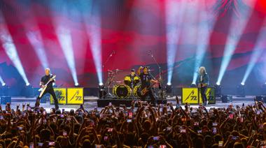 Cómo un amante del metal terminó diseñando el estadio donde tocó Metallica en Baréin