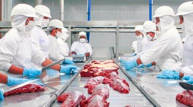 Brasil recorta oferta de carne vacuna y presiona a los mostradores en todo el mundo