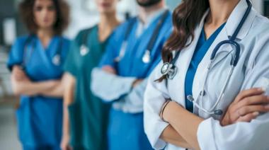 Matrícula nacional automática: futuros médicos la recibirán junto con el título universitario