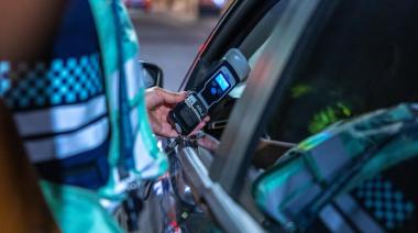 Del "vivo a la vuelta" al enjuague bucal: las 3 excusas más virales en los controles de alcoholemia de Navidad