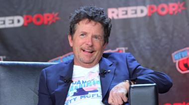 Michael J. Fox reconoció que “hubiera defendido” a la actriz original de Volver al futuro