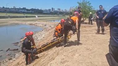 Un joven murió ahogado en el Río de la Plata: se tiró a nadar y no pudo salir