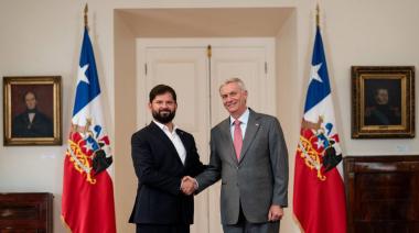 Gabriel Boric y José Antonio Kast en La Moneda: el gesto que marca un nuevo ciclo