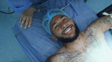 Duván Vergara pasó 9 horas en quirófano por un tatuaje y encendió las alarmas en Racing