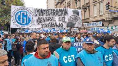 Javier Milei, la CGT y la reforma laboral postergada: el plan que se cocina para febrero