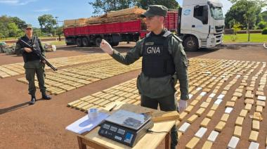 Camuflado: secuestran más de siete toneladas de marihuana ocultas en cofres de madera