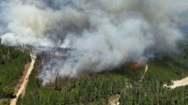 Alerta máxima en Chubut: el viento y el calor reactivan los incendios forestales