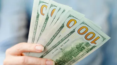 ¿Cómo empieza el año el dólar?