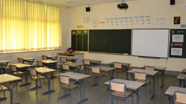 Colegios privados: Milei extendió un histórico beneficio que impacta en las cuotas