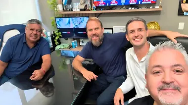 Chiqui Tapia y la AFA: el gesto de los intendentes de Ezeiza y San Vicente