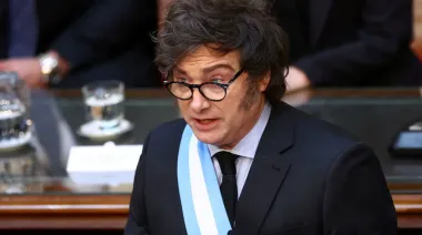 Milei culpó al kirchnerismo tras la suspensión momentánea de su cuenta en inglés