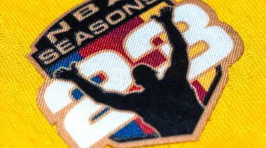 LeBron James lucirá un parche por su 23ª temporada en la NBA