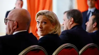 Marine Le Pen enfrenta apelación clave que puede salvar su futuro político