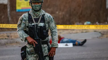 Operativos en Sinaloa y Sonora: qué busca México con su ofensiva contra sintéticos