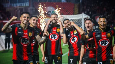 La camiseta que rompió todos los récords: Rangers de Talca y un sponsor eterno