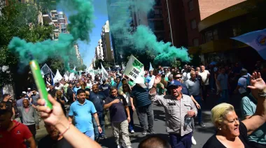 Estatales profundizan las protestas en Córdoba y apuntan contra Llaryora y Milei