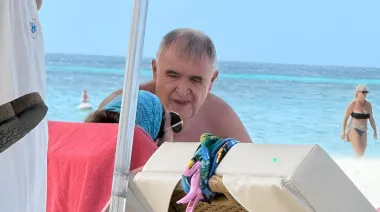 Escándalo: Jaldo vacaciona en el Caribe mientras Tucumán se inunda