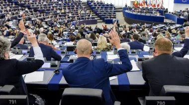 Europa frena el tratado Mercosur-Unión Europea y lo envía a la Justicia