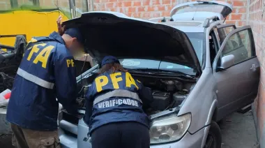 Vendía autos robados con documentación falsa y los ofrecía a través de las redes sociales