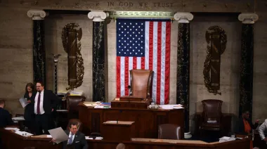 Donald Trump y Venezuela: la votación en el Capitolio que reabre un viejo conflicto de poder