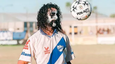 La historia de Darío Dubois, el defensor metalero de Midland que desafió a la AFA