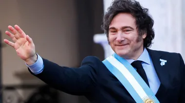 Sueldo contra inflación: por qué Milei sube en imagen pese al golpe al bolsillo