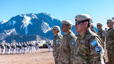 Suba para las Fuerzas Armadas: cuánto cobran un almirante, un suboficial y un sargento