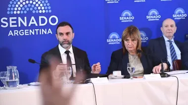 Reforma laboral: Bullrich quiere pescar más votos y enfrenta el artículo "bomba"