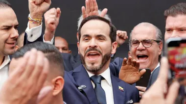 Colombia y la “Autoridad Democrática”: la promesa de orden que reabre viejas heridas