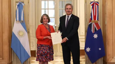 La embajadora de Australia inicia su misión en Buenos Aires con un guiño cultural