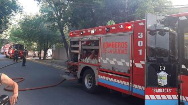 Incendio en un conventillo de La Boca: una persona fallecida y cuatro trasladadas de urgencia