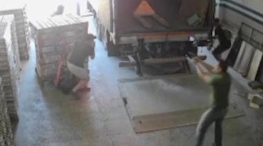 Violento intento de robo en un depósito de Villa Soldati: un ladrón herido de bala y dos prófugos