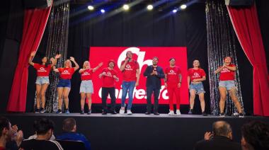 Humor, magia y participación: así debutó 'Chistes Ya' en Mar del Plata