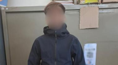 Extraditan a un chileno de 19 años acusado de robar y balear a un carabinero en un intento de robo