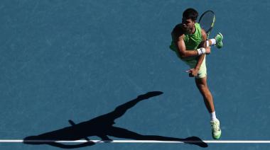 Alcaraz arrasa a Moutet y se instala en los octavos del Abierto de Australia