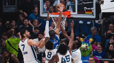 NBA en llamas: Anthony Black desata la volcada del año en Alemania