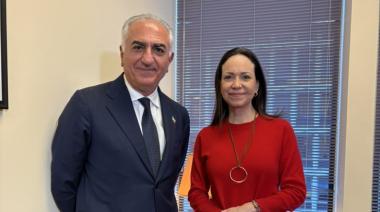 Alianza inesperada: por qué se reunieron María Corina Machado y Reza Pahlavi de Irán