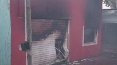 Tragedia en Los Hornos: tres hermanos murieron tras un incendio accidental en su vivienda
