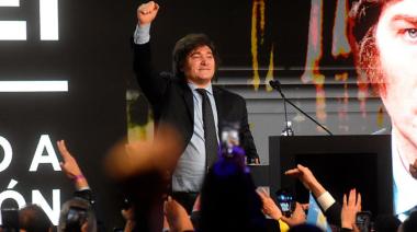 Milagros inesperados: cómo ve la sociedad a Milei según la nueva encuesta nacional